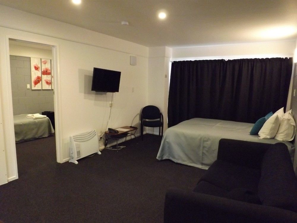 Raceway Motel Whanganui Exterior photo