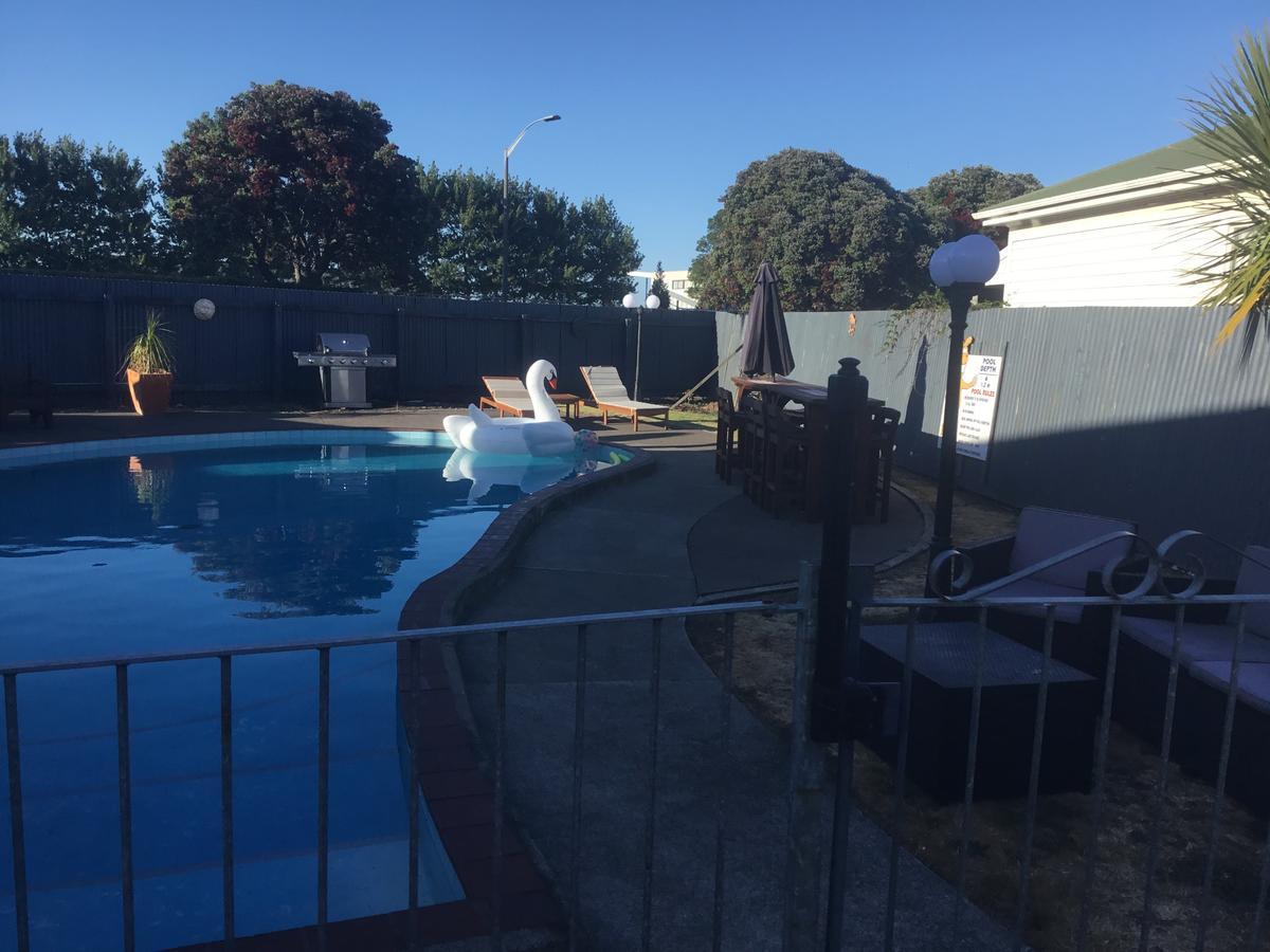 Raceway Motel Whanganui Exterior photo