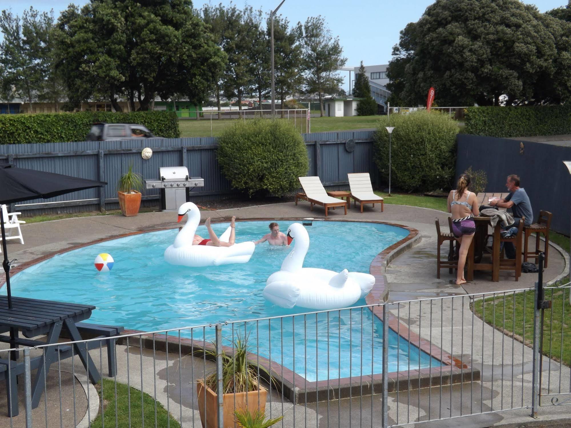 Raceway Motel Whanganui Exterior photo