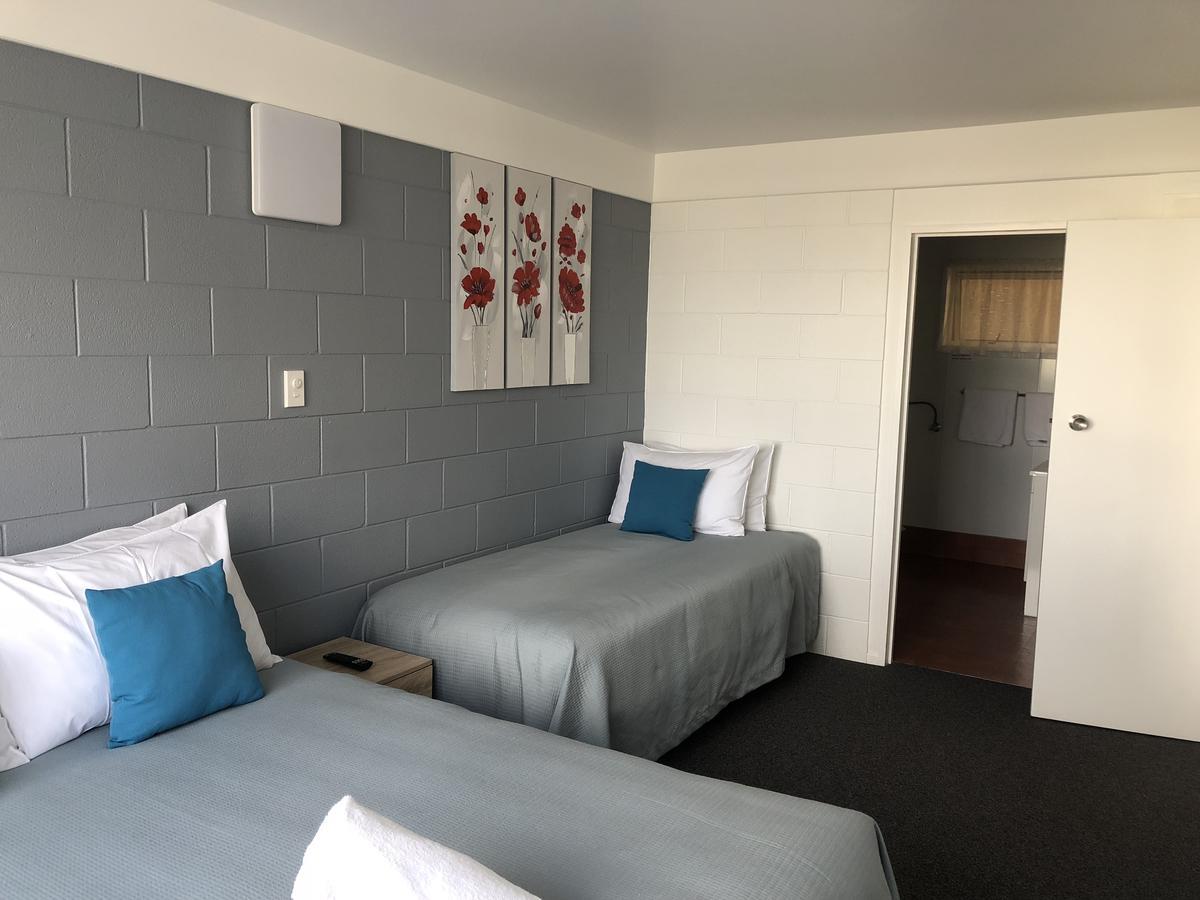 Raceway Motel Whanganui Exterior photo